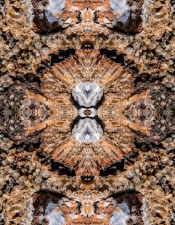 Kikinthos-Kristall #5819 - gespiegelt