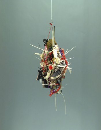 Têtes creuses en plastique. Grand vide. 2