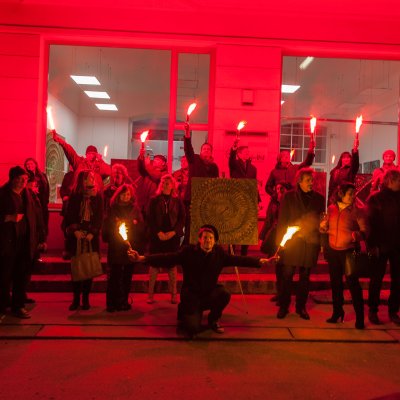 Besteck & Licht als optisches Menü | Nährendes für Körper & Geist