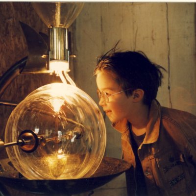 [VER]BINDENDES | Reduzierte Stillleben und bewegte Wasserkunst