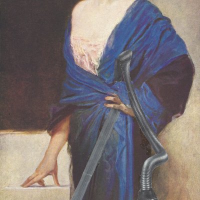 Staubsaugerin mit Maske