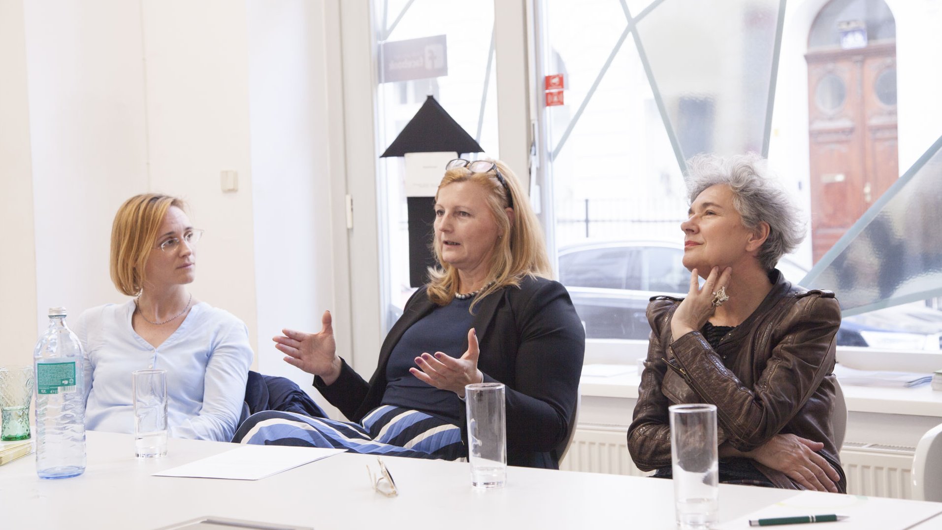 Mag. Lea Halbwidl (Bezirksvorsteherin) | Dkfm. Sonja Dolzer (BURN-IN) | Martina Schmidt (ORF)