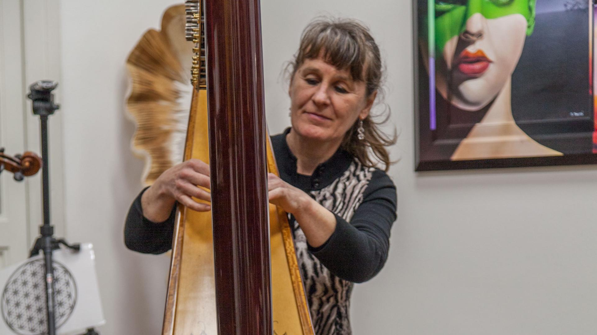 Impressionen vom stimmungsvollen, bestens besuchten Gedenk-Konzert am 30.12.2015 in der BURN-IN Galerie