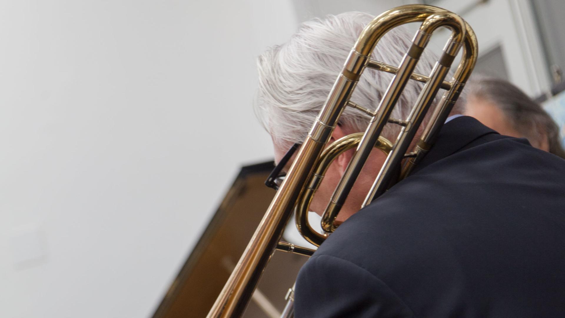 Impressionen vom stimmungsvollen, bestens besuchten Gedenk-Konzert am 30.12.2015 in der BURN-IN Galerie