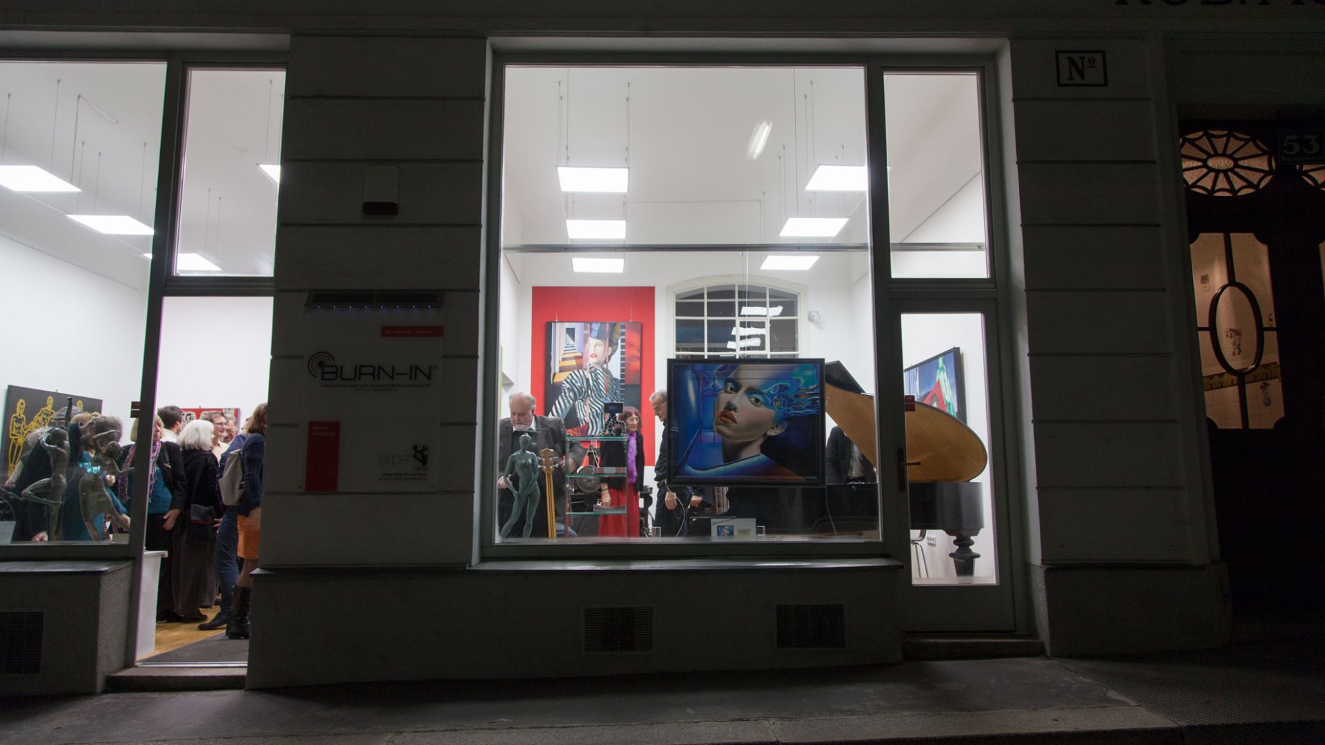 Impressionen vom stimmungsvollen, bestens besuchten Gedenk-Konzert am 30.12.2015 in der BURN-IN Galerie