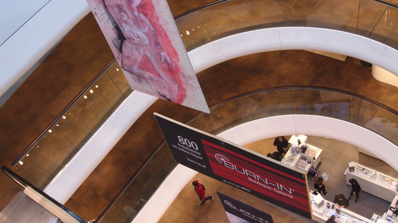 BURN-IN | Bespielung des Gerngross Atriums mit Originalkunst