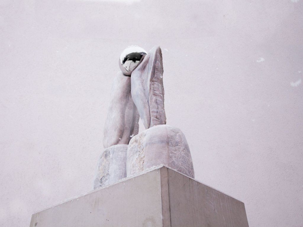 Der Denker | erpe Vienna | für Dolzer &amp; Partner