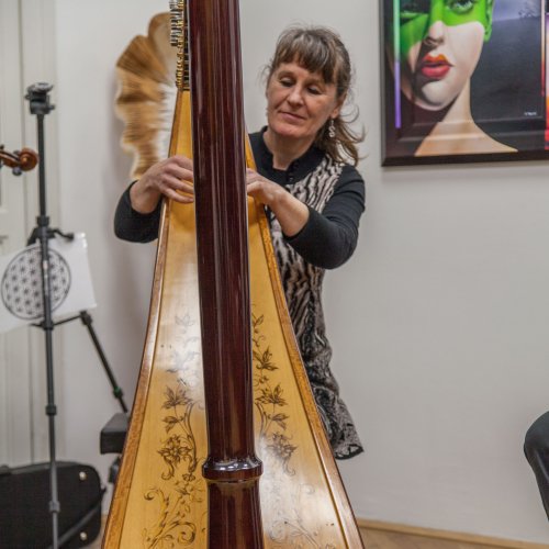 Impressionen vom stimmungsvollen, bestens besuchten Gedenk-Konzert am 30.12.2015 in der BURN-IN Galerie