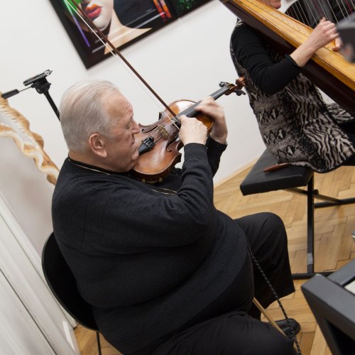 Impressionen vom stimmungsvollen, bestens besuchten Gedenk-Konzert am 30.12.2015 in der BURN-IN Galerie