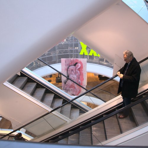 BURN-IN | Bespielung des Gerngross Atriums mit Originalkunst