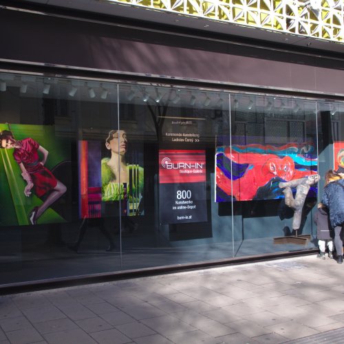 BURN-IN Auslage auf der Mariahilfer Straße | Gerngross