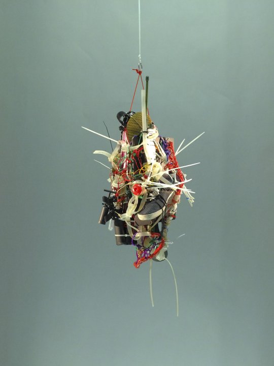 Têtes creuses en plastique. Grand vide. 2